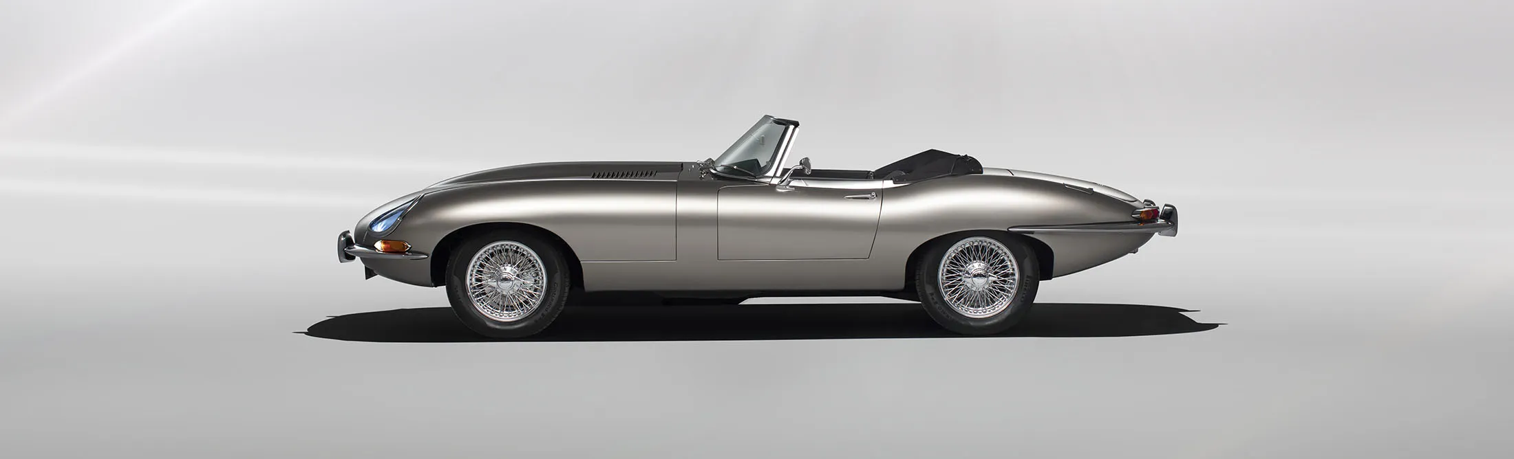 Jaguar E-Type:The Definitive History 英語版 Jaguar E-Type: The Definitive History