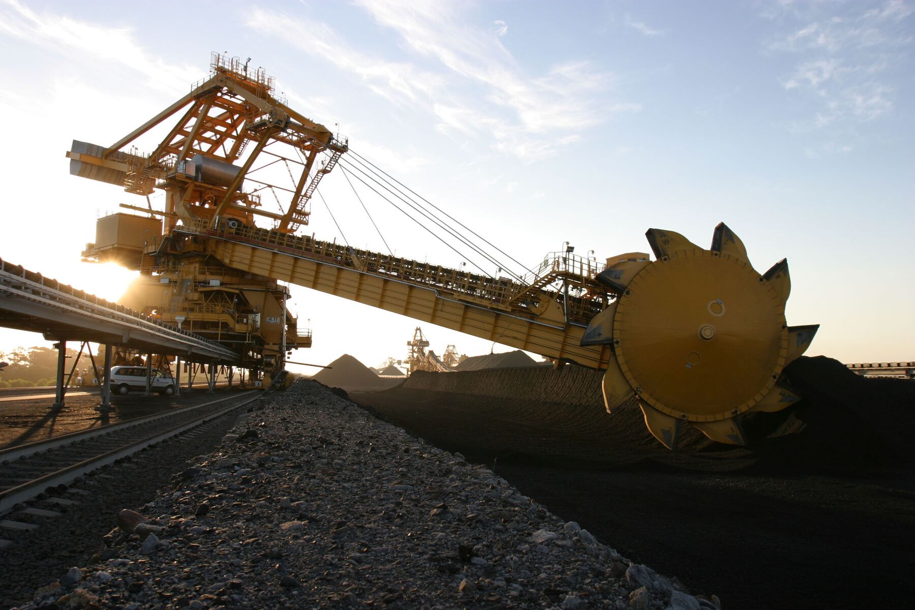 BHP To Keep Remaining Metallurgical Coal Assets After Completing Mine ...