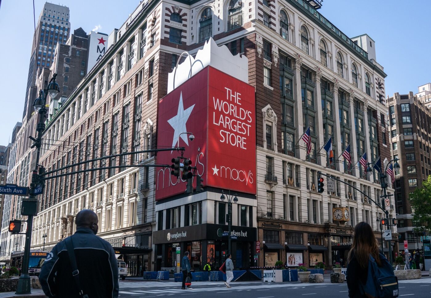 Macy’s Joins 15 Pledge to Carry More BlackOwned Brands Bloomberg