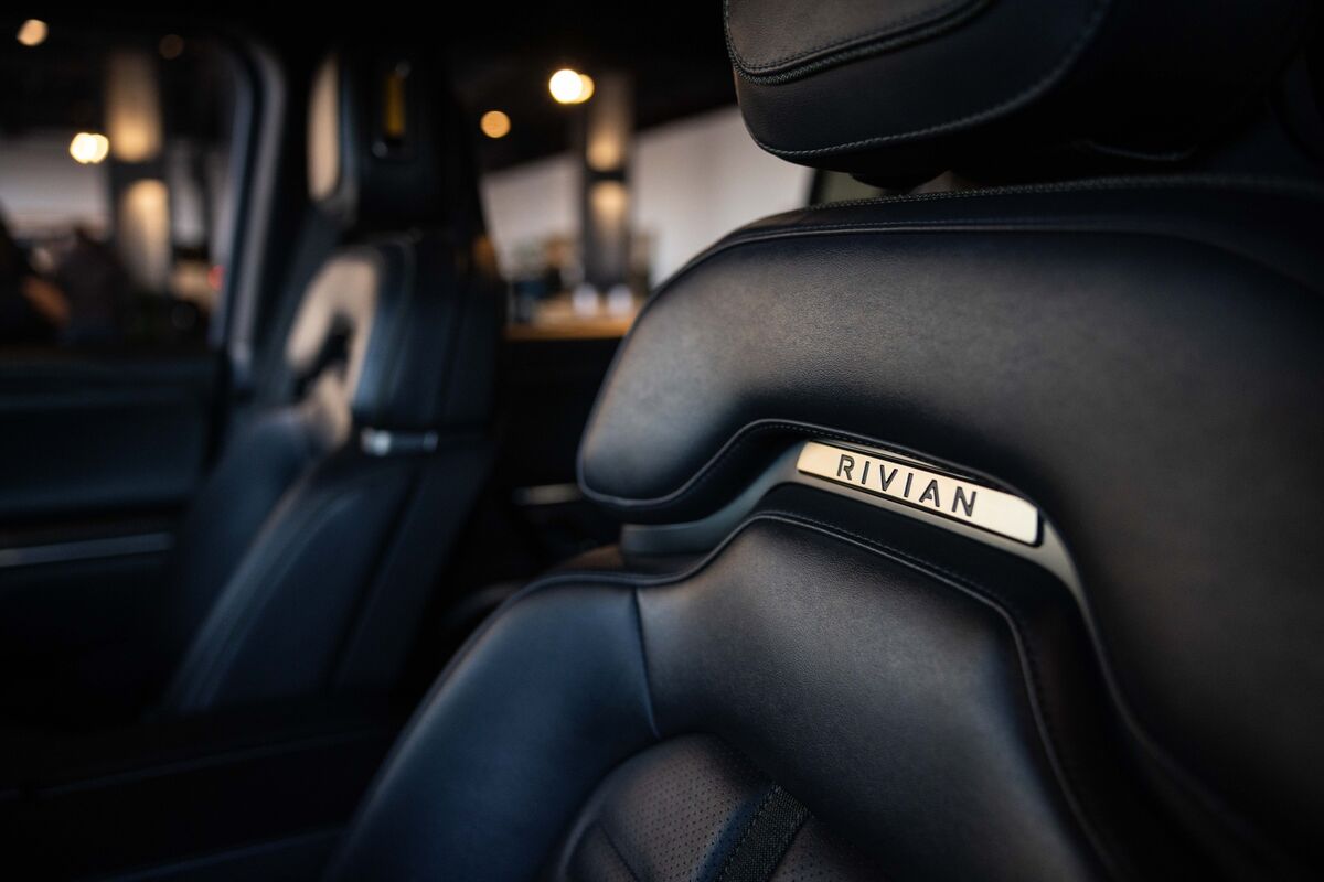 🟪"Rivian investe 120 milioni in un nuovo parco fornitori in Illinois"