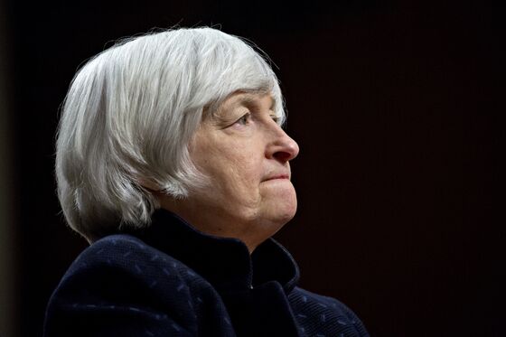 Yellen Urged Colleagues in 2014 to Beware Commenting on Dollar