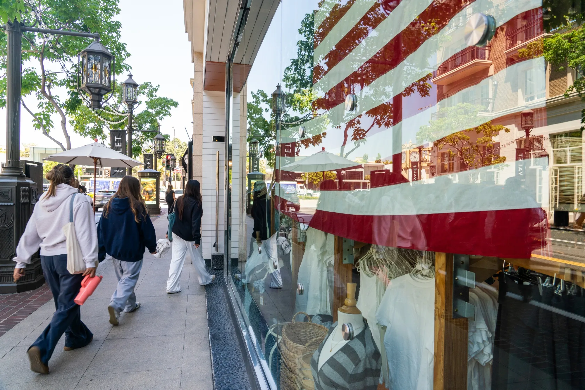 Shoppers at a mall in Glendale, California, on May 7.