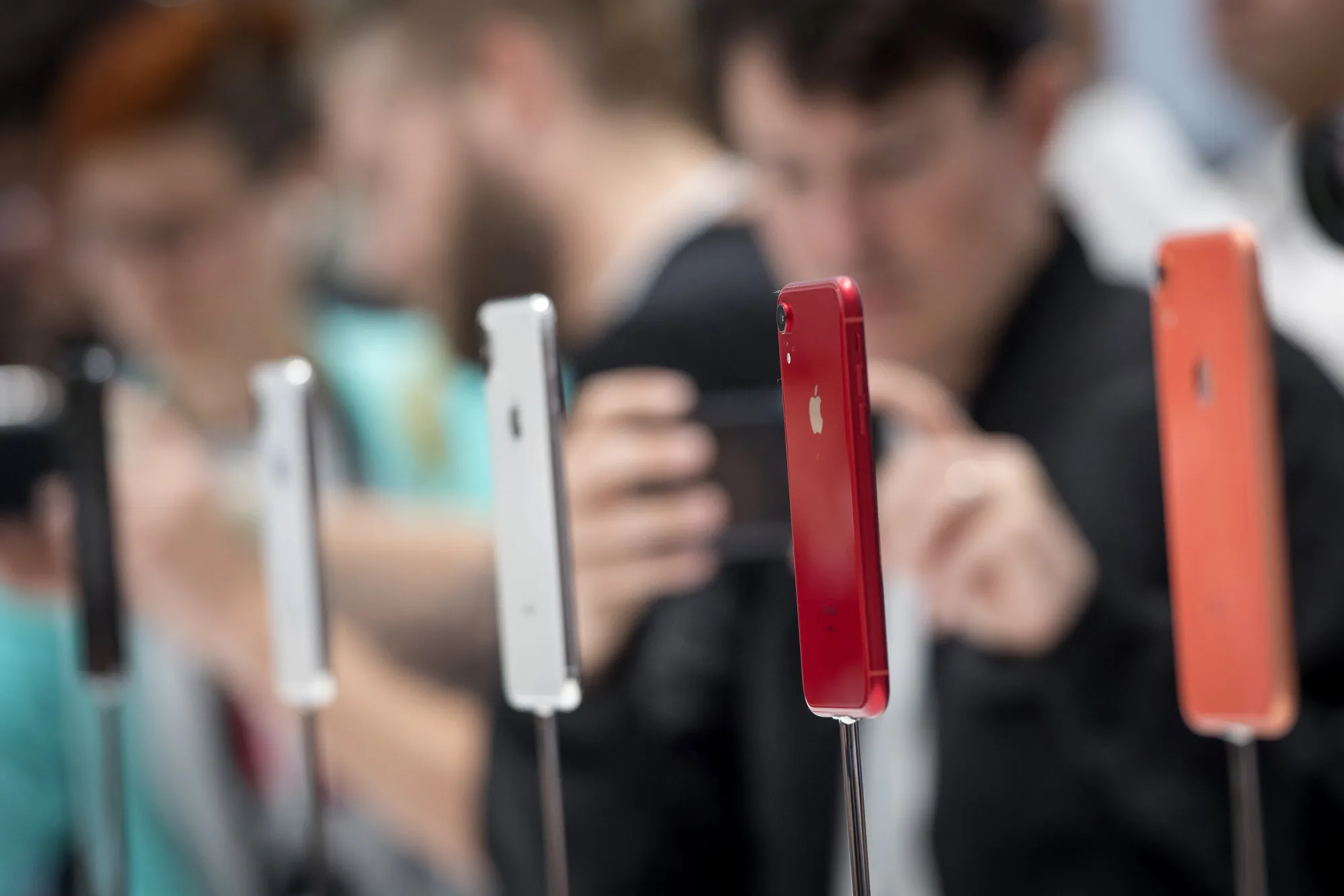 The new phones on display on Cupertino.
