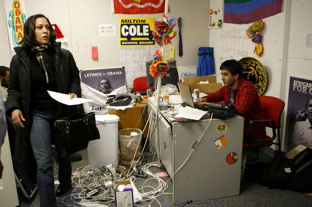 Kamala Harris at Barack Obama’s campaign headquarters on New Year’s Eve in 2008.