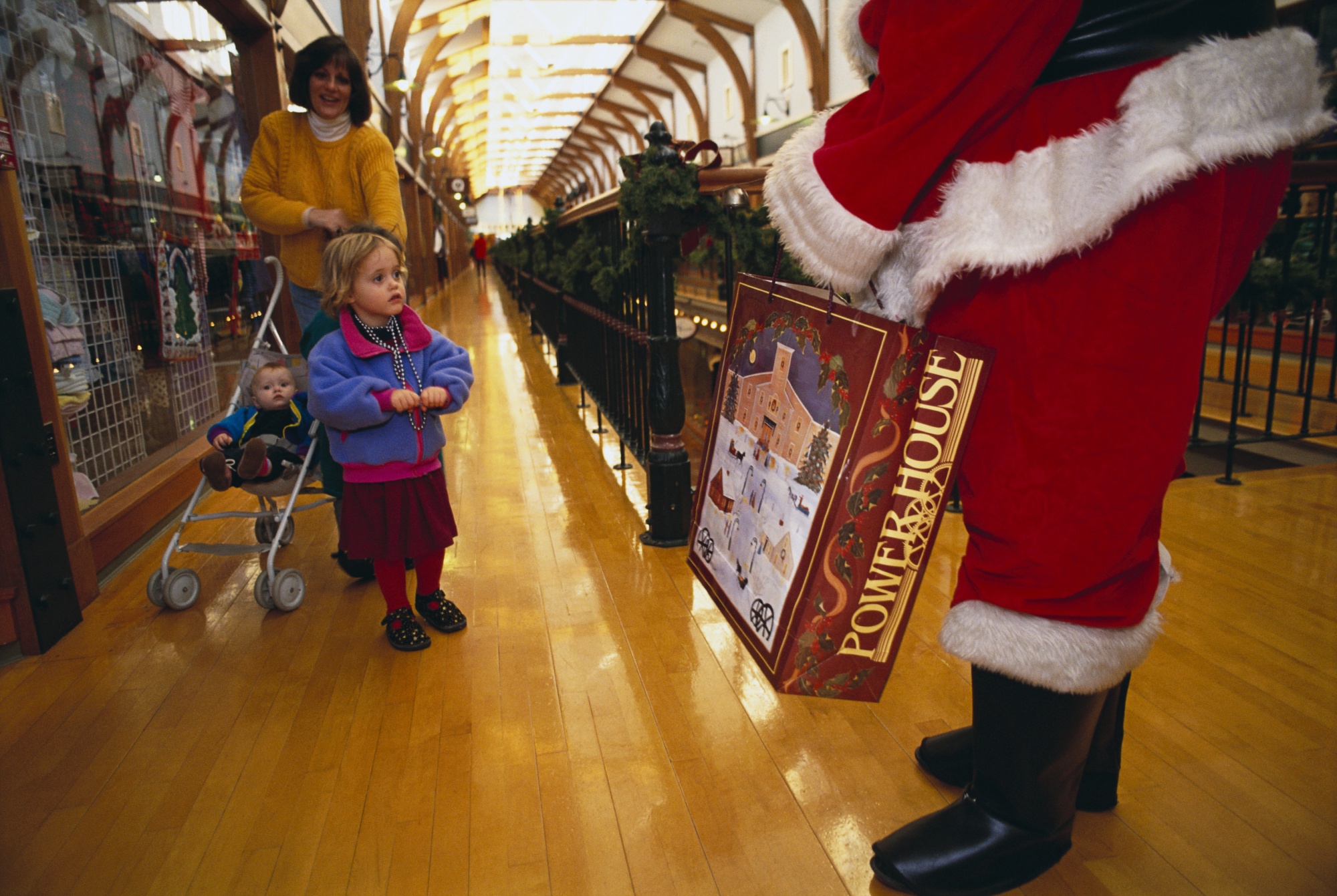 Santa Claus Experience at Park Meadows Mall begins November 10