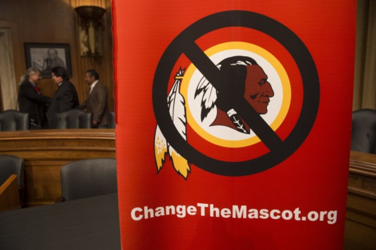 Justice Department intervenes in Redskins trademark case