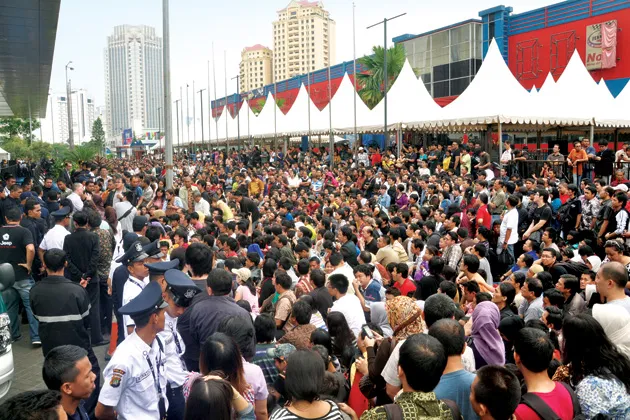 Thousands stormed a mall in Jakarta last year to buy up discounted BlackBerrys