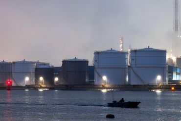 Oil Facilities at Ulsan Port as Brent Oil Erases Wartime Gains