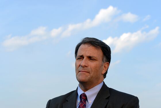 Jack Abramoff Pleads Guilty in Illegal Investment Promotion