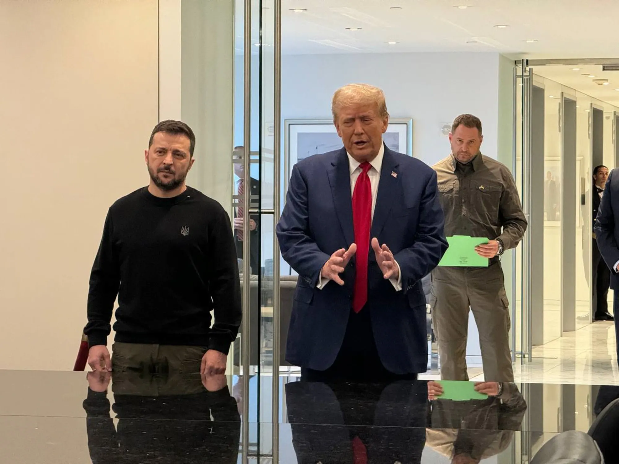 Ukrainian President Volodymyr Zelenskiy and Donald Trump in New York on Sept. 27.