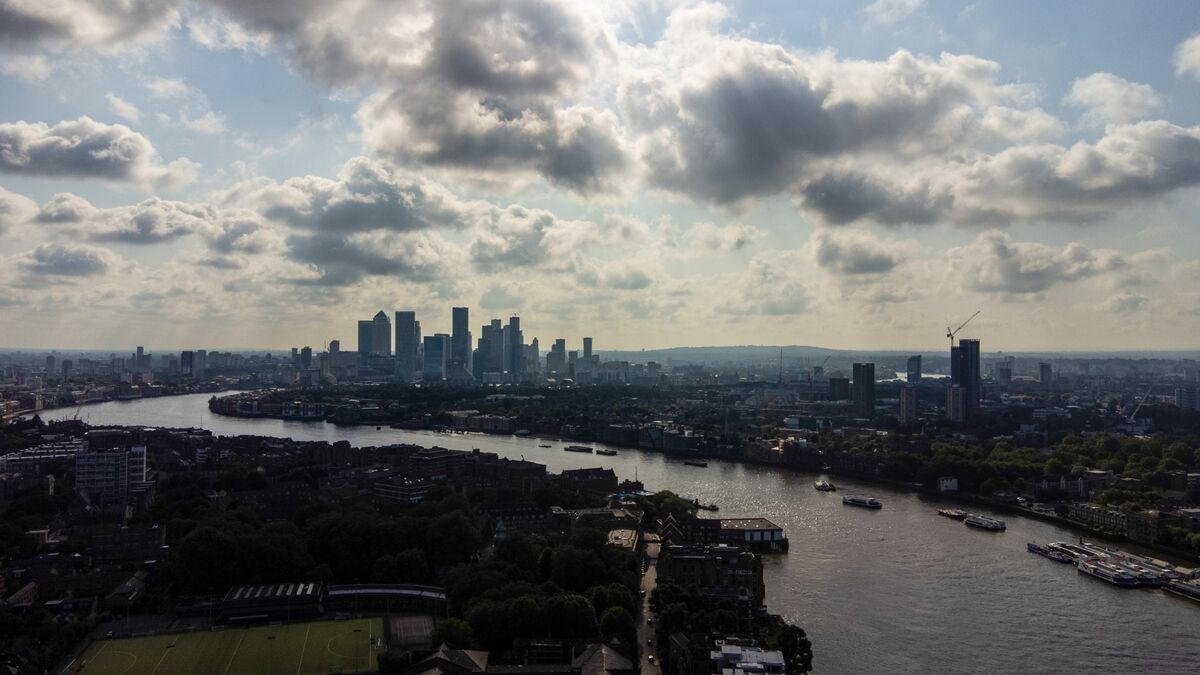 UK's Takeover Panel Bans 10 From London Mergers in Rare Cold Shoulder