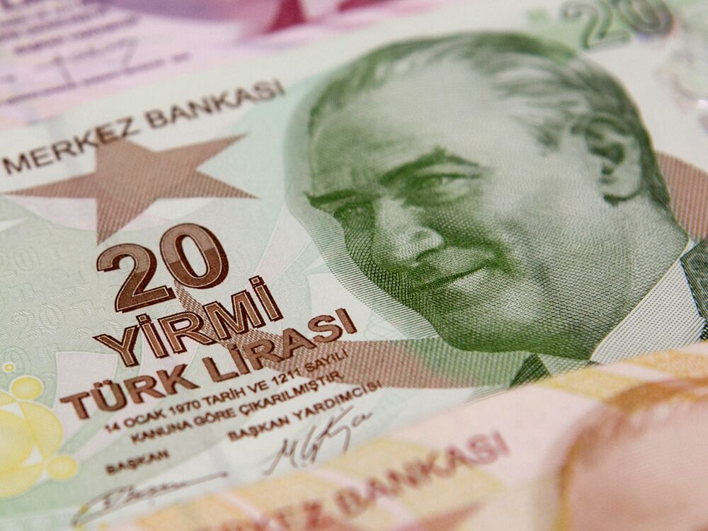 トルコの通貨リラが急伸 株と債券も上昇 Bloomberg