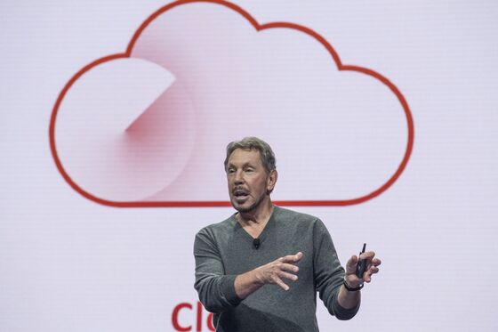 Oracle Shelves Larry Ellison’s Dream of Cloud Dominance