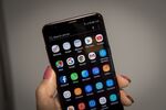 Samsung Responds to iPhone X With S9 Launch