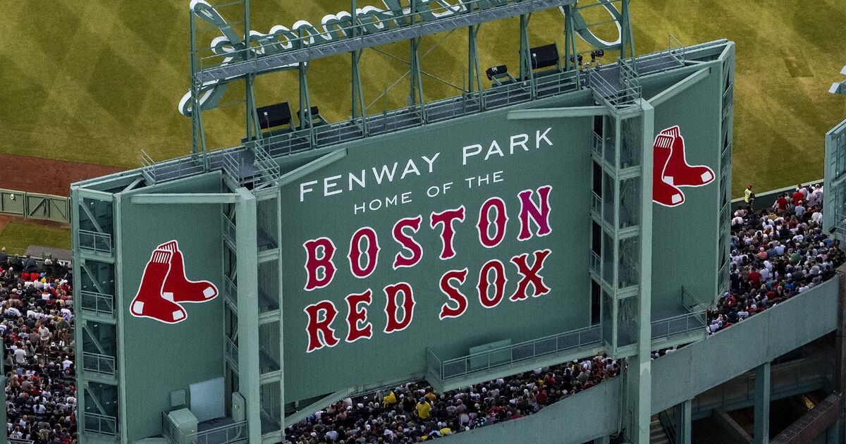 Red Sox: Case against retiring numbers at Fenway Park
