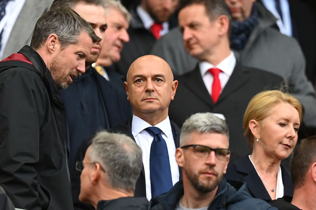 Ex-Spurs Chairman Levy Joins Bid for NBA London Team, Sky Says