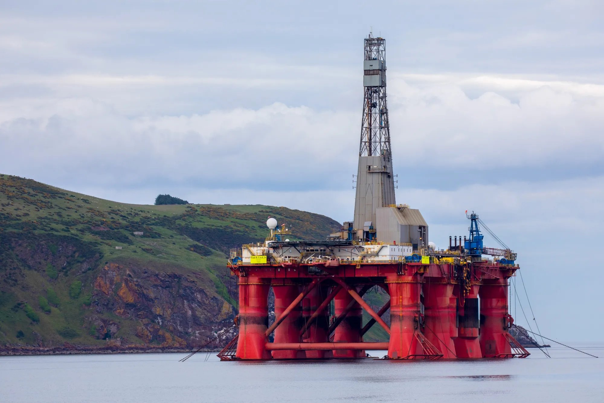Idle Rigs As Oil Set For Loss On U.S. Virus Fears