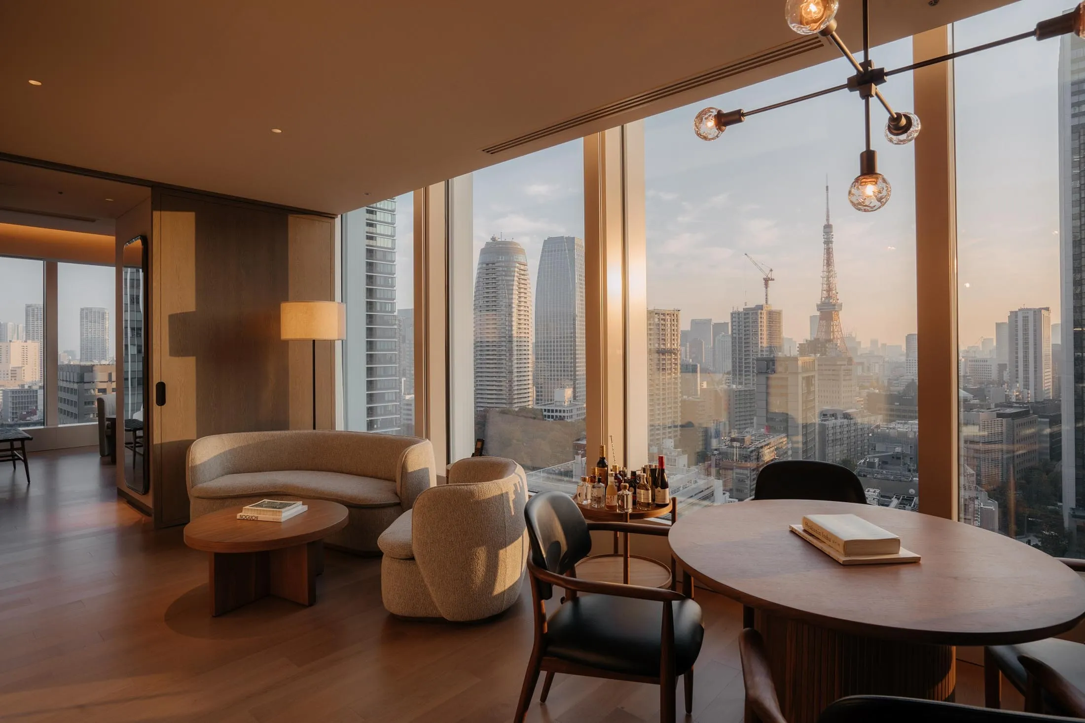 6 Best Luxury Tokyo Hotels Under $500 Per Night - Bloomberg