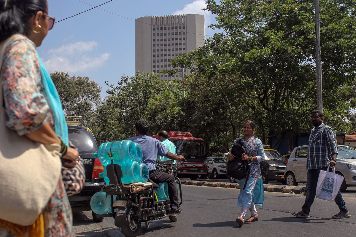 India Rupee at Two-Month High as Central Bank Supports Currency