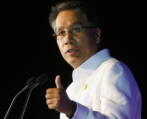 Former Interior Secretary Mar Roxas.