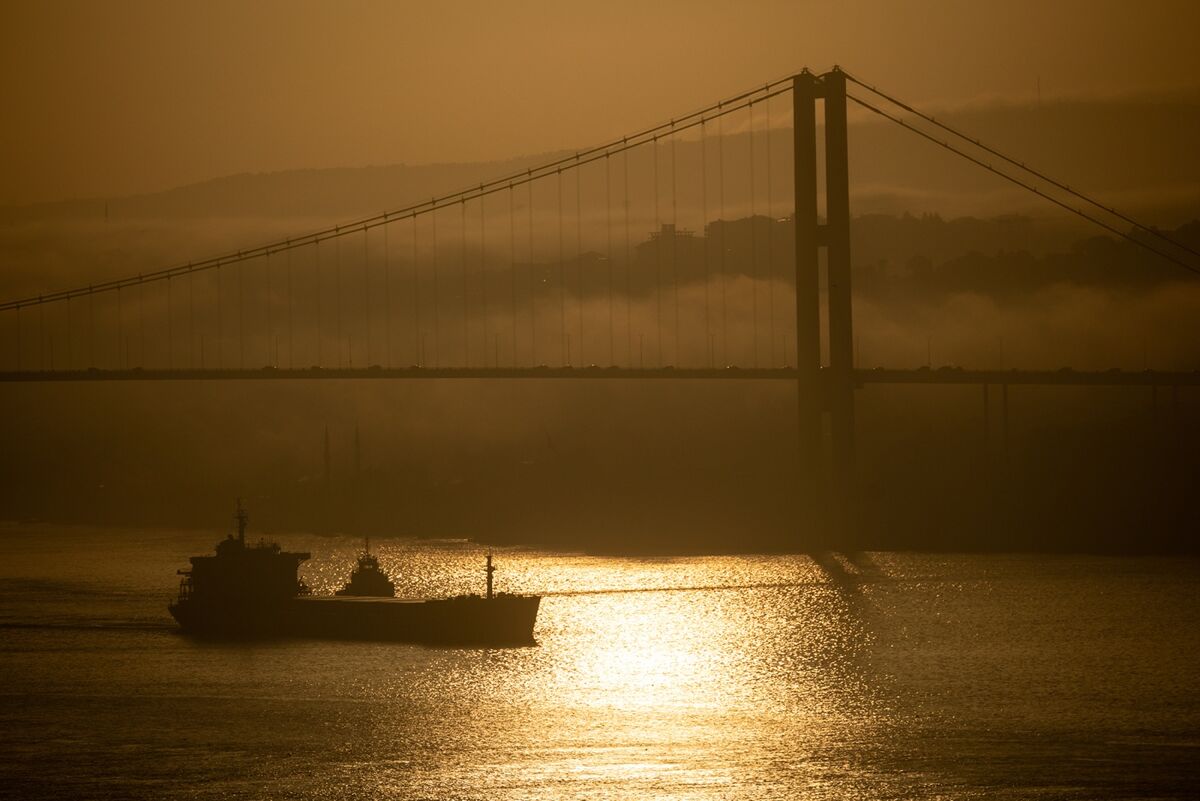 bloomberg.com - Alex Longley - Surging Oil Tanker Insurance Points to Growing Black Sea Chaos