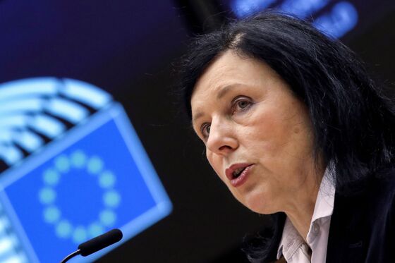 EU Vows to Stop Funds to Rule-of-Law Scofflaws This Year