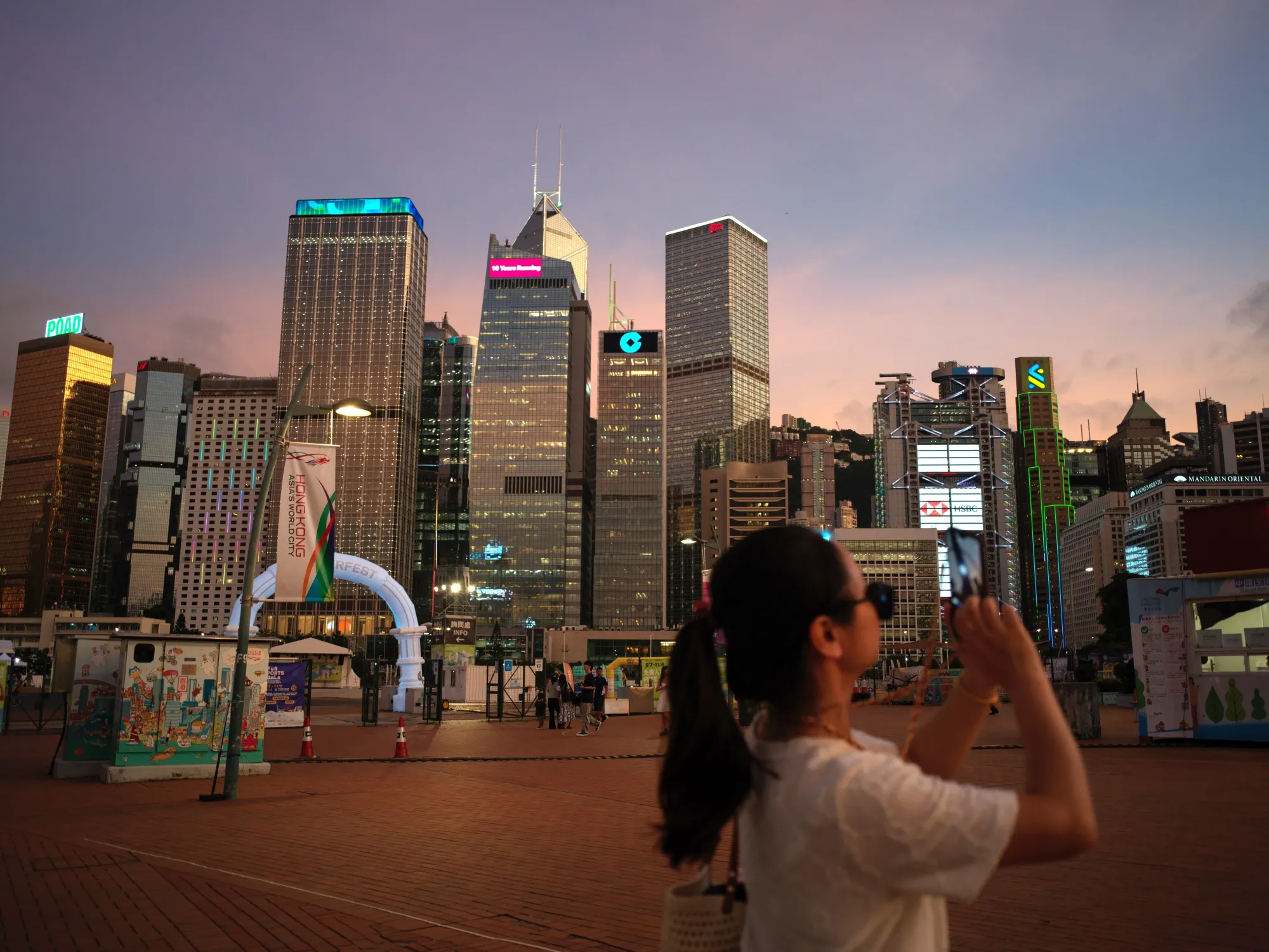 Hong Kong Stock Market Outlook: Navigating Economic and Policy Challenges