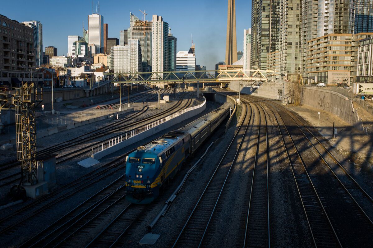 System-Wide Failure Reported on Rail Corridors in Toronto Area