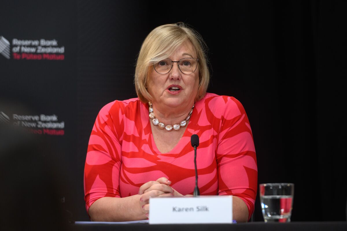 RBNZ More Likely To Wait Until December to Hike, Silk Says