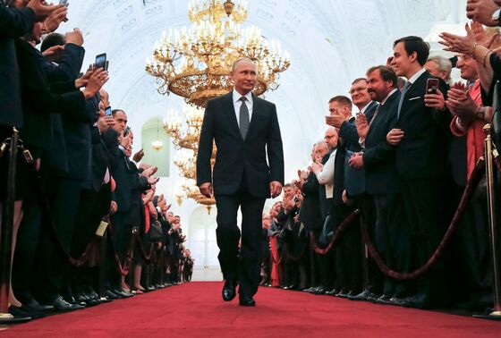 Putin Sets Path to Stay On as Russia’s President to 2036