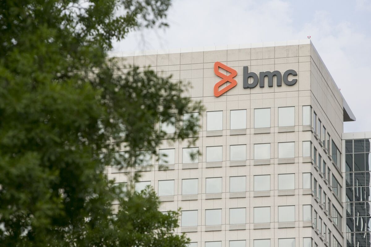 KKR Weighs Sale or IPO for $15 Billion BMC Software