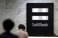 SoftBank's Blockbuster IPO Said to Hit Retail Sales Target 