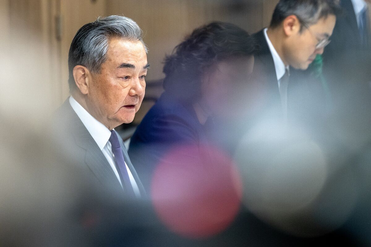 China’s Top Diplomat to Visit Saudi Arabia on Middle East Trip