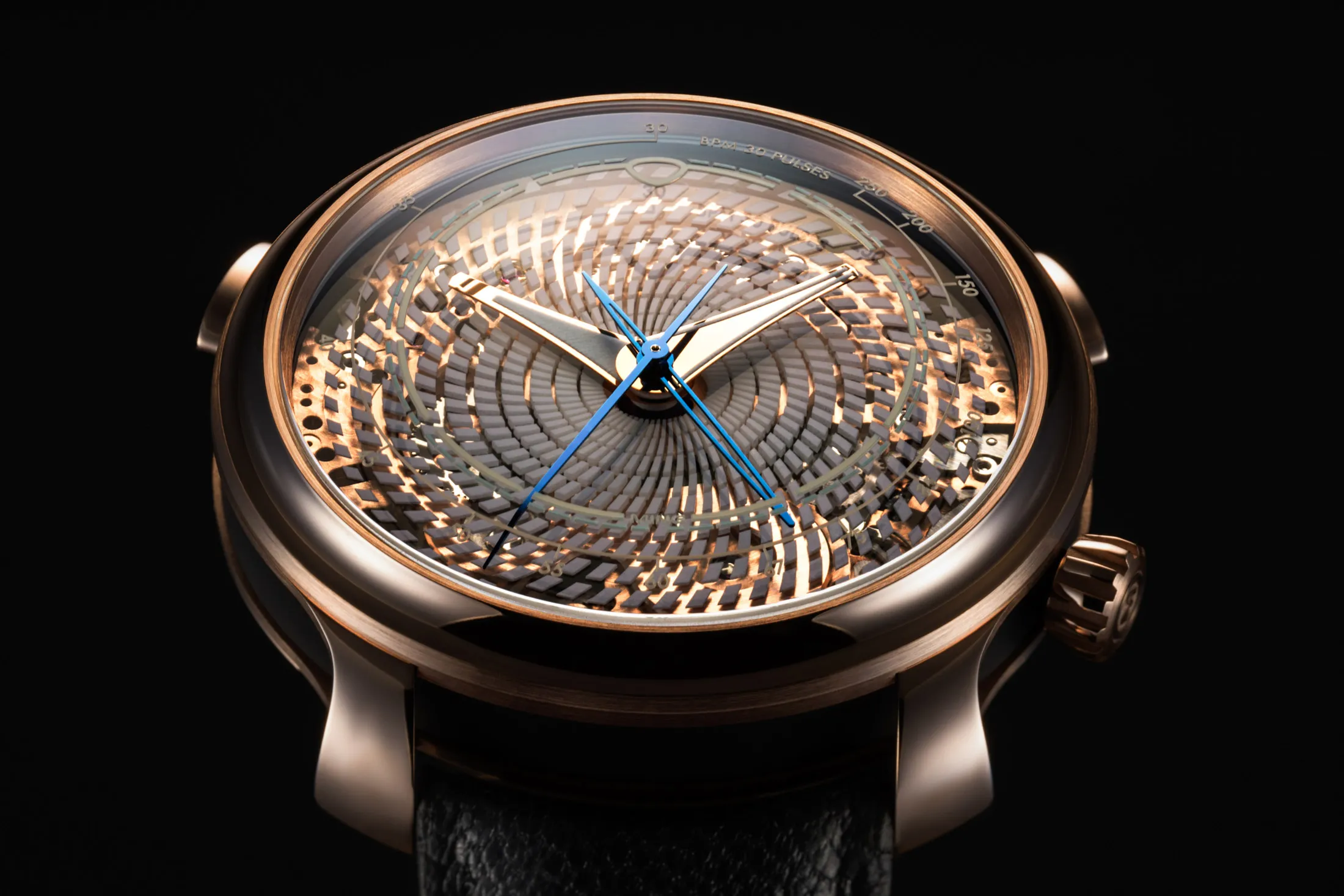 Horologer Ming Creates Glowing Glass Dial in 20.01 Series 3 Watch