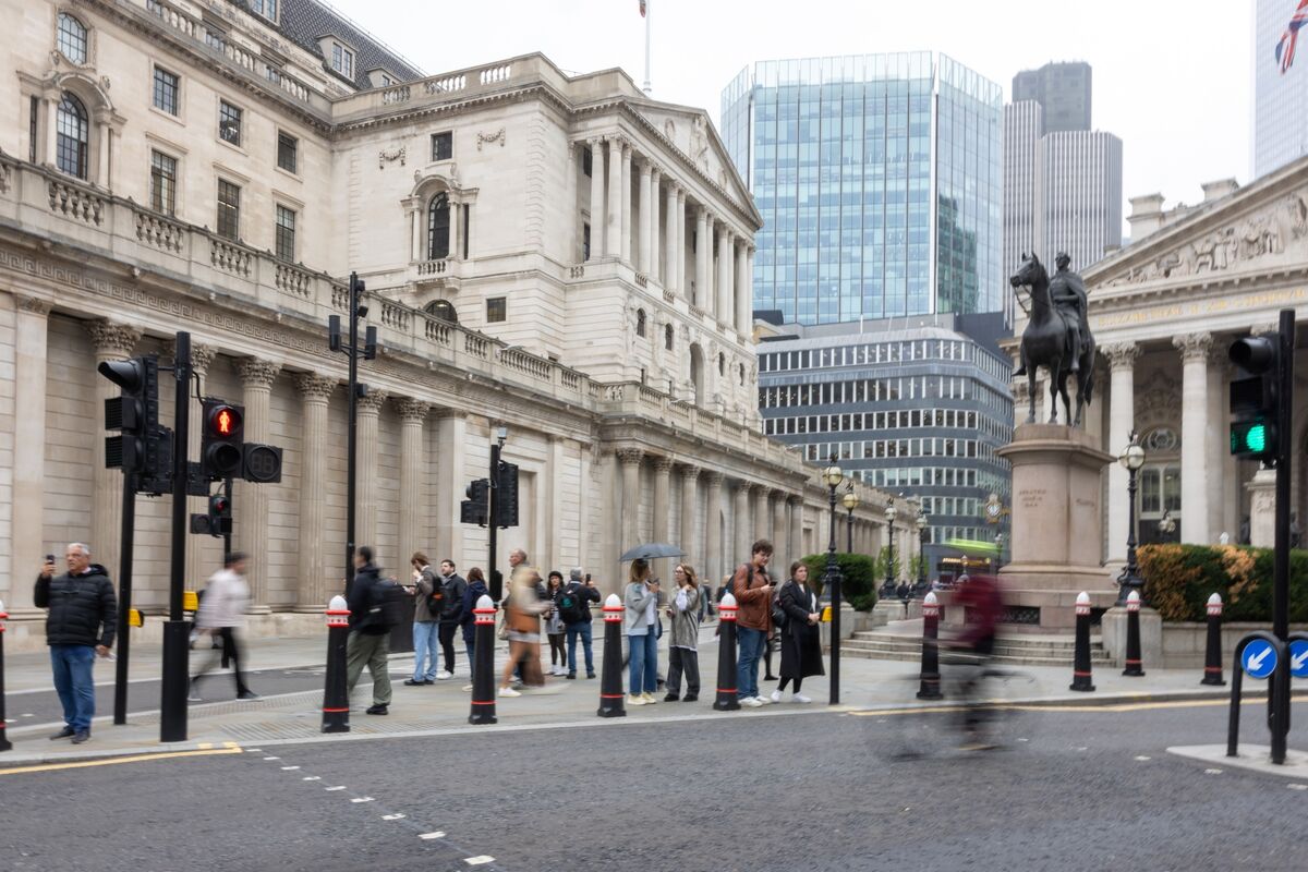 BOE Is Closely Monitoring Leveraged Finance After US Collapses