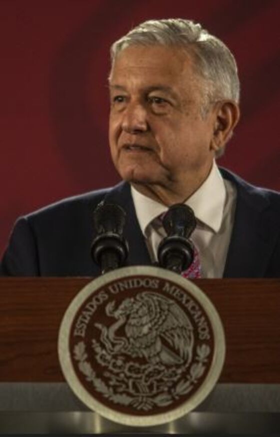 AMLO Chips Away at Mexico Energy Reforms as Investors Stay Wary