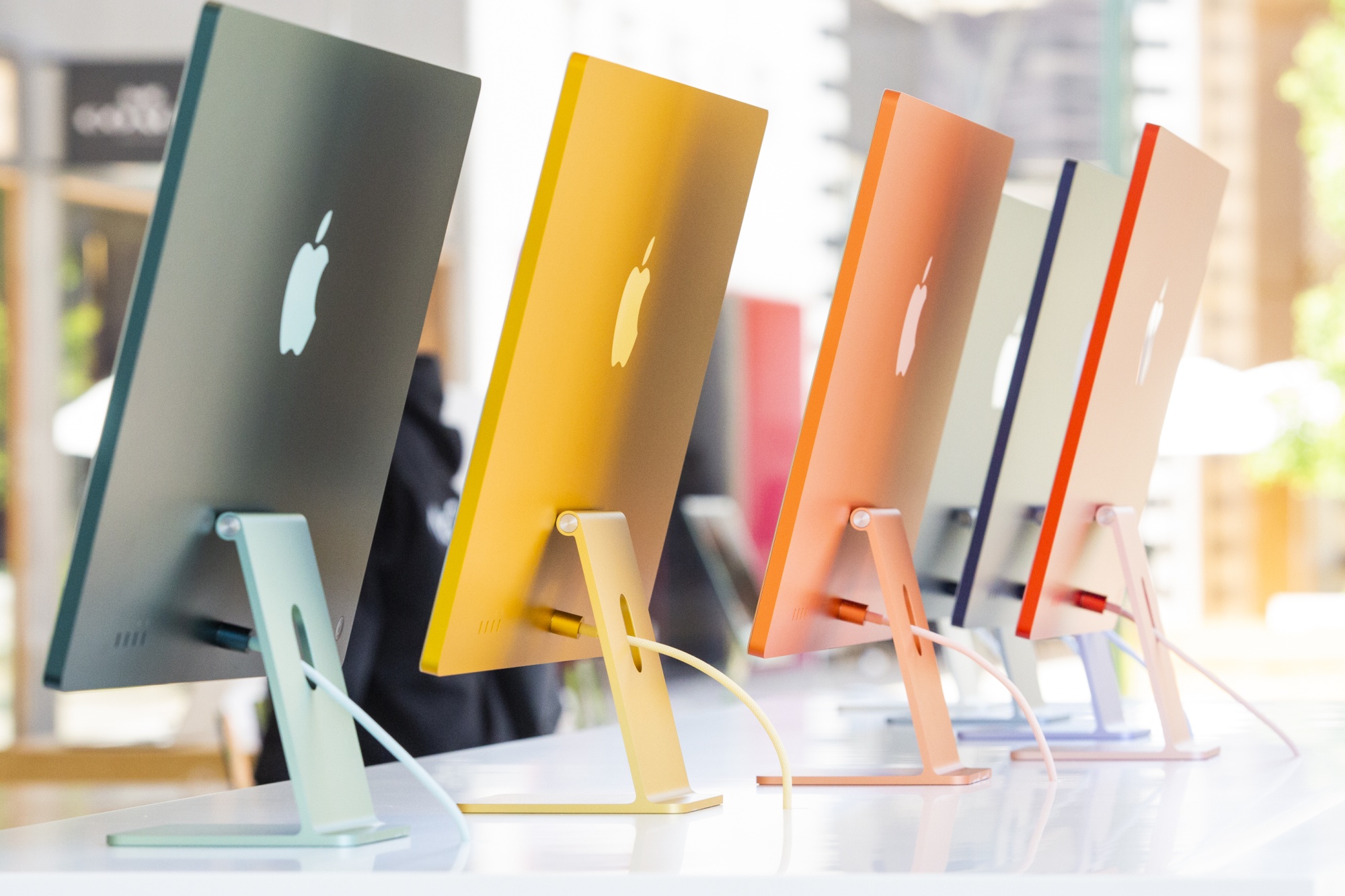 When Is Apple (AAPL) Releasing New Mac Pro, 15inch MacBook Air, New