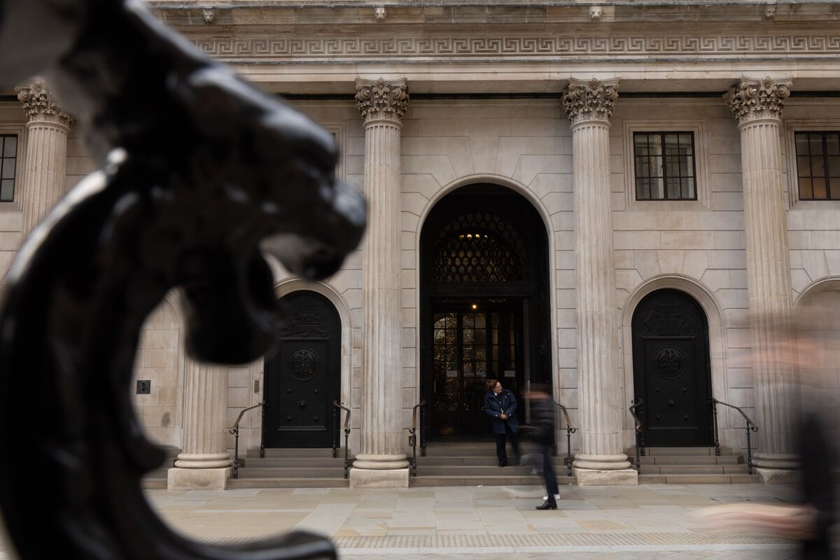 ⚫️ BLOOMBERG: Inflazione e occupazione: a rischio riduzione dei tassi da parte del governatore Bailey