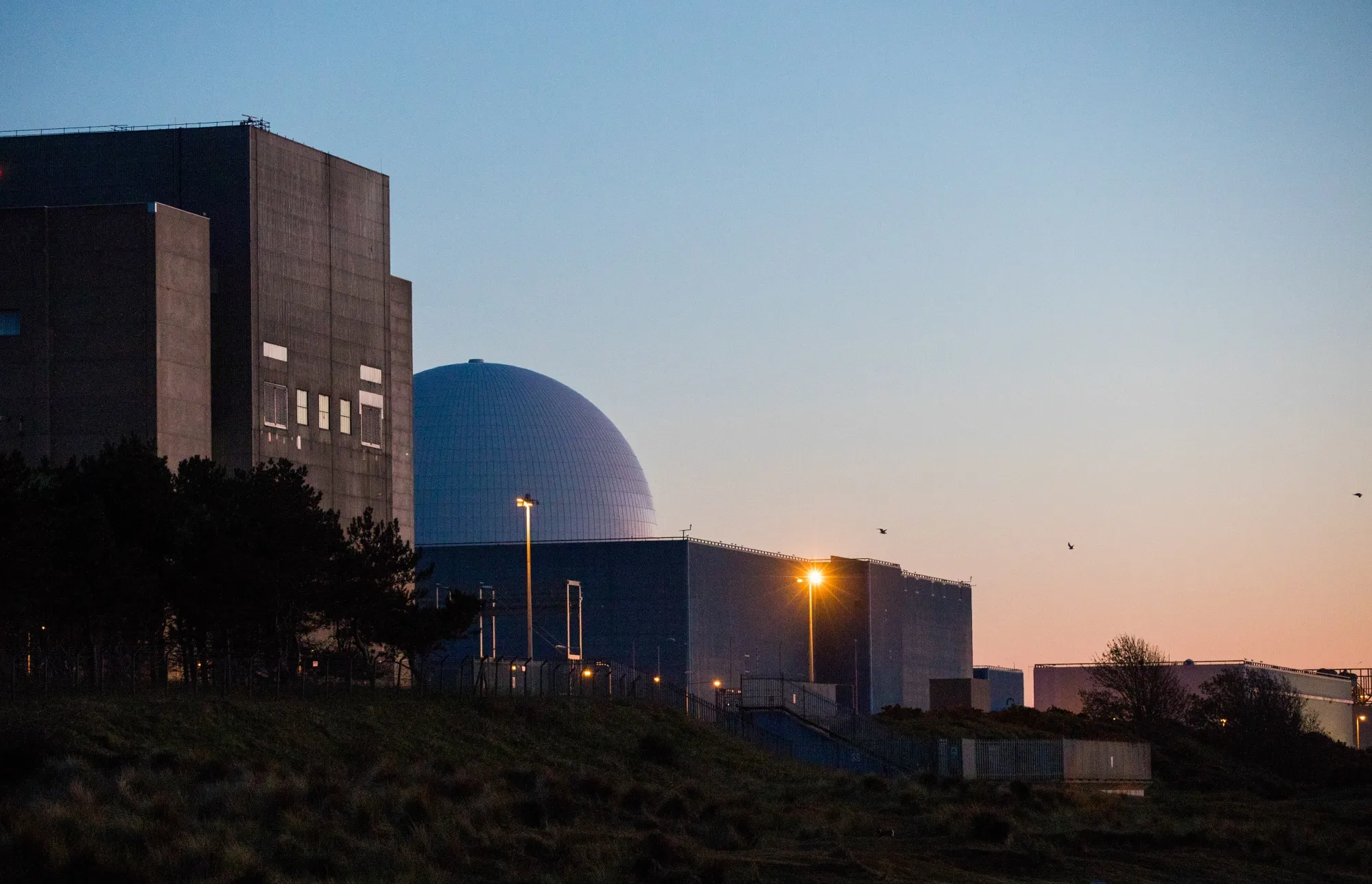 EDF Halts Sizewell B-2 U.K. Nuclear Unit to Stop Lights Going Out