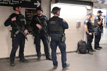 Five People Stabbed at New York's Penn Station Sunday, FDNY Says