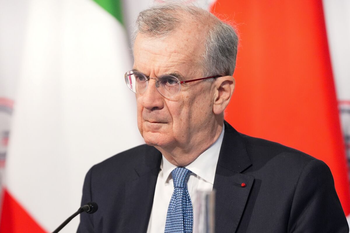 ECB Closely Watching Trends in Foreign Exchange, Villeroy Says