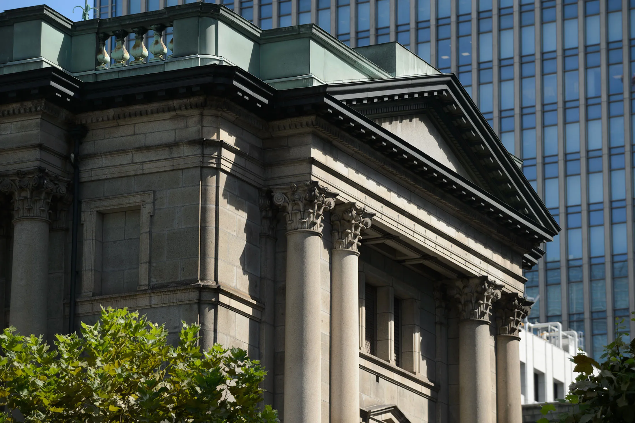 The Bank of Japan (BOJ) headquarters stands in Tokyo, Japan, on Wednesday, Sept. 13, 2017. The BOJ\'s next monetary policy meeting is scheduled for Sept. 21. The central bank pushed back in July the projected timing for reaching its 2 percent inflation target for the sixth time as economic growth failed to drive price gains.
