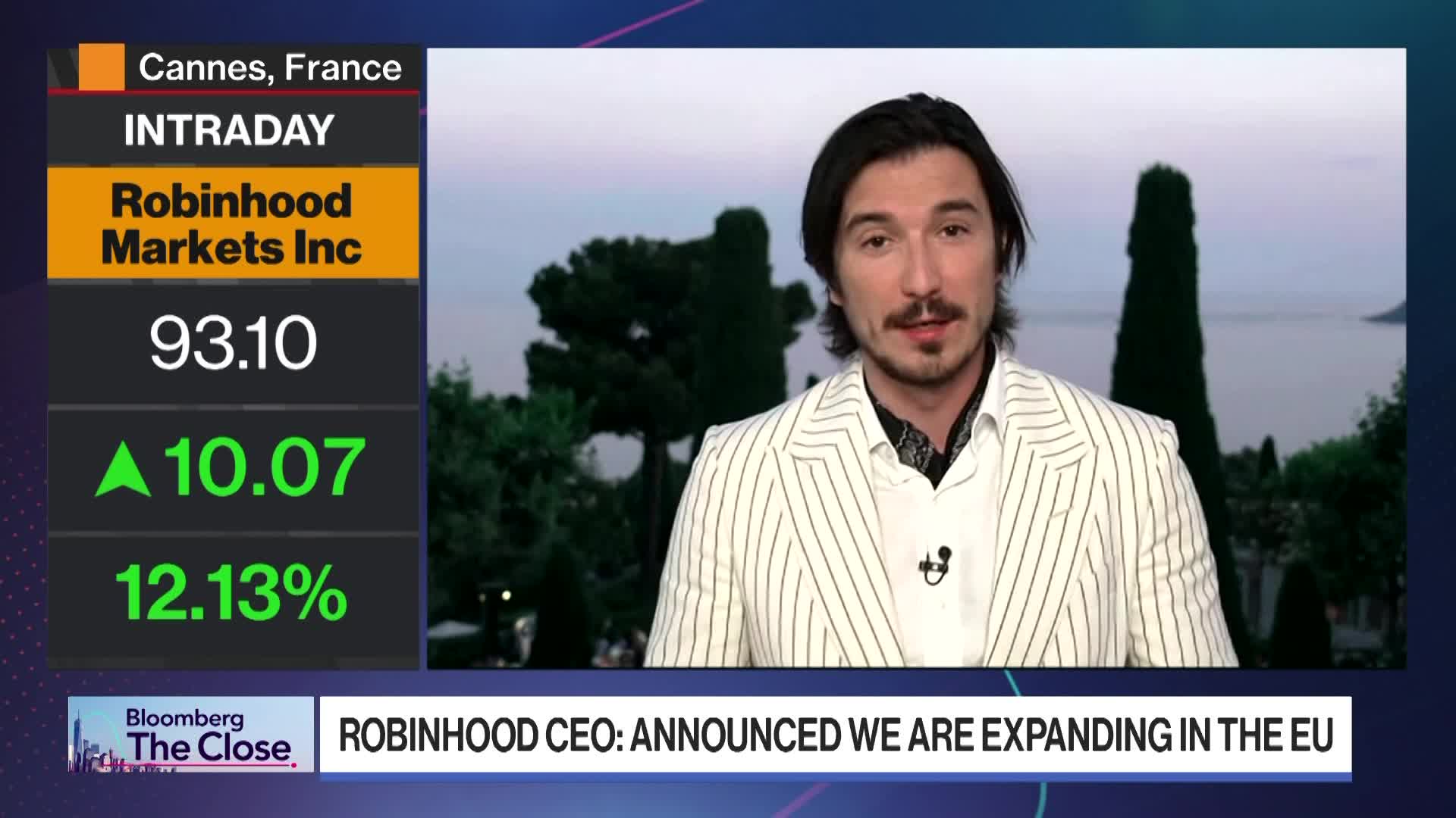 Watch Robinhood CEO Sees Crypto, Traditional Finance Merging - Bloomberg