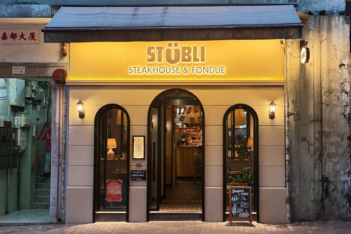 Stübli Rewards Cheese Fondue Lovers Even in Hong Kong’s Heat