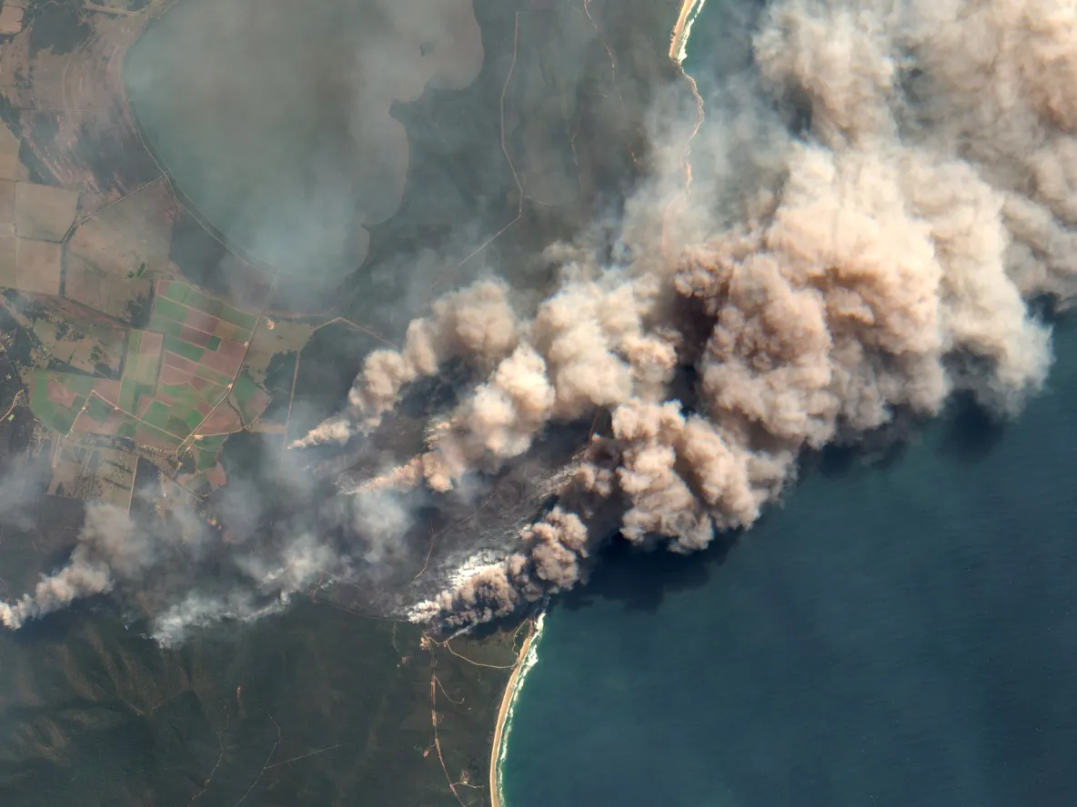 Fires around Shark Creek and the Yuraygir National Park by Bees Nest in Northern New South Wales, Sept. 8.