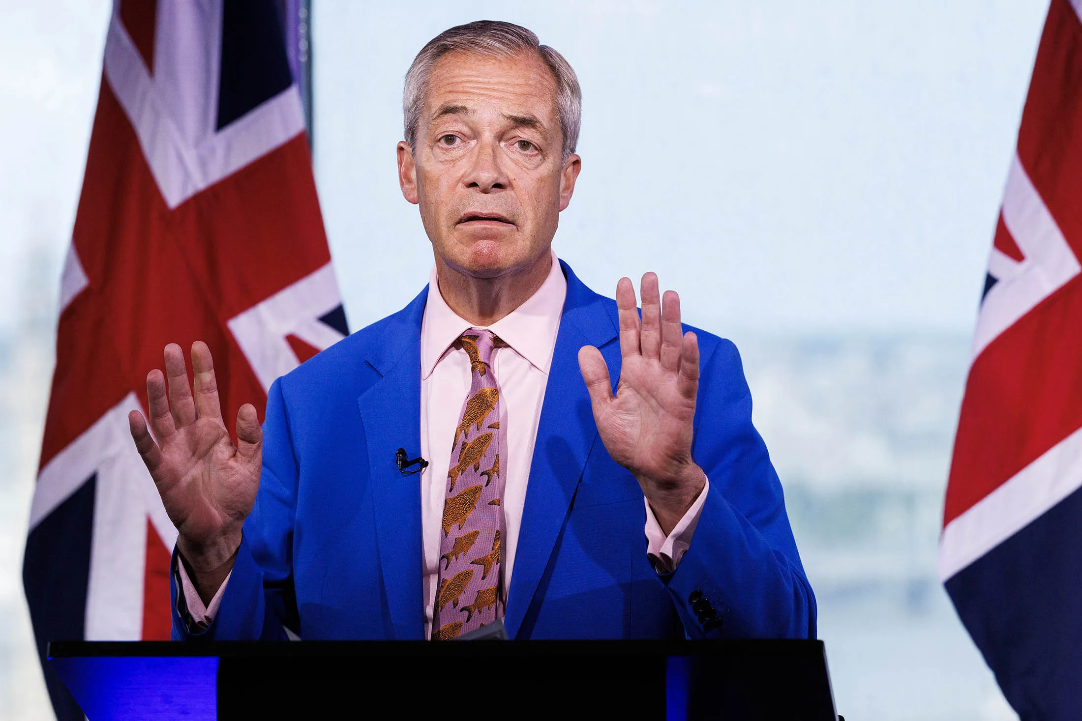Reform's Farage Looks Weakened, But UK Inflation Worries Mount for Burnham  - Bloomberg