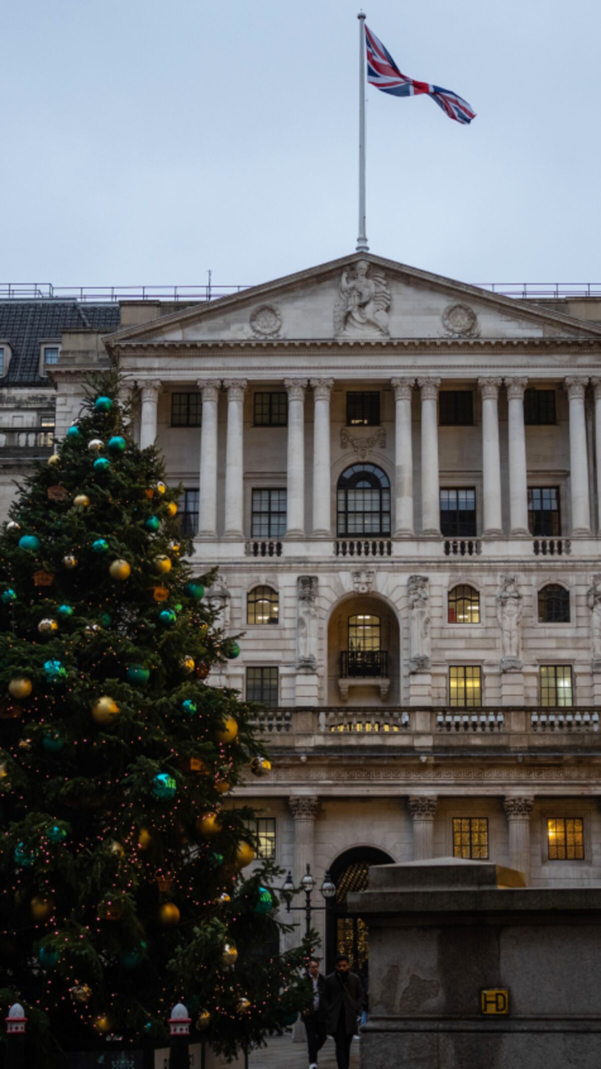 ⚫️ BLOOMBERG: Banca d'Inghilterra: Tassi di interesse ridotti al 3,75%, il livello più basso in tre anni