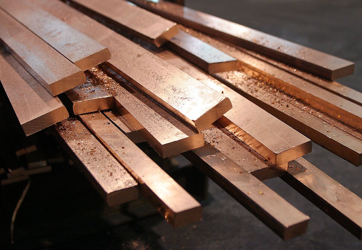 Copper Set for Best Month in Year as Supply Snarls Rattle Market