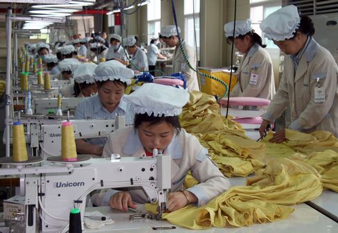Shinwon Falls as North Korea Closes Joint Complex