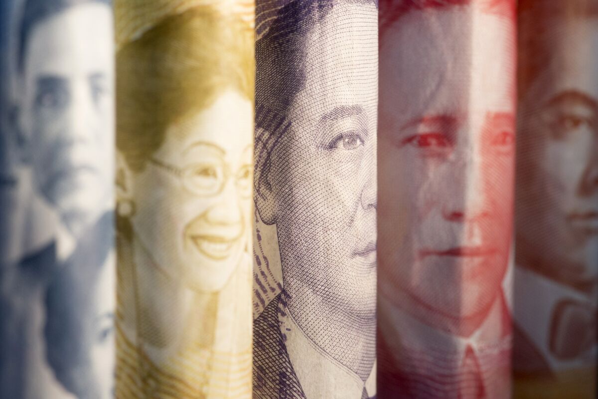 PHP/USD: Philippine Peso Fell to New Record Low as Oil Prices Rise